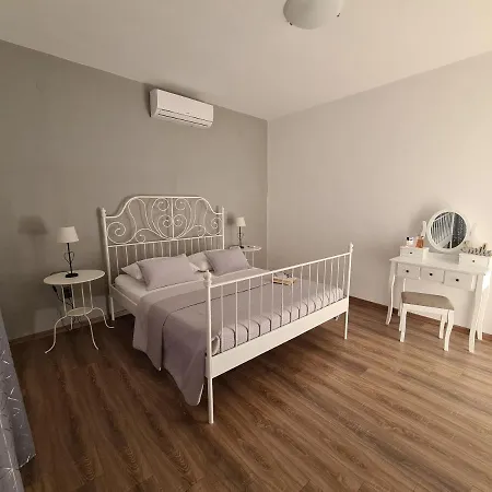 Iva Mokalo * Orebić